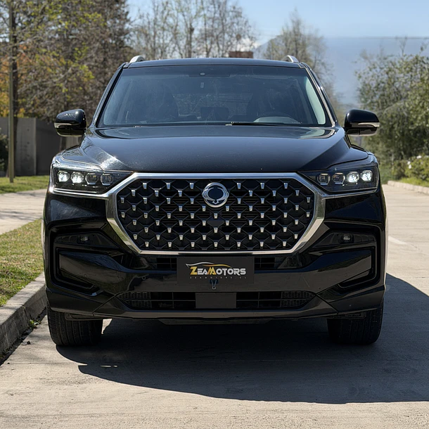 SSANGYONG REXTON GLX 2.2 TD 2023 3