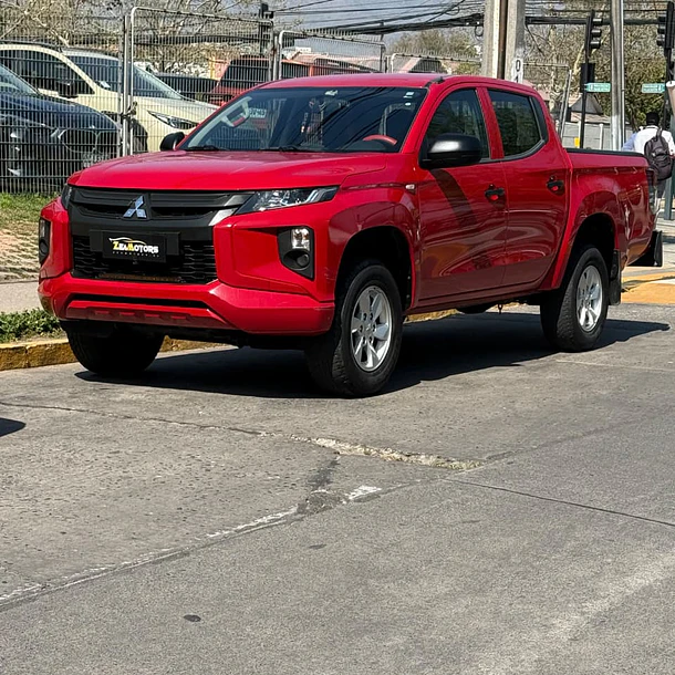 MITSUBISHI L200 WORK 2.4 4x2 2022  1