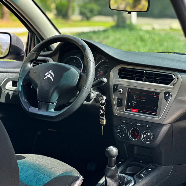 Citroen C- Elysee 1.6 HDI 92  Shine  2022 9