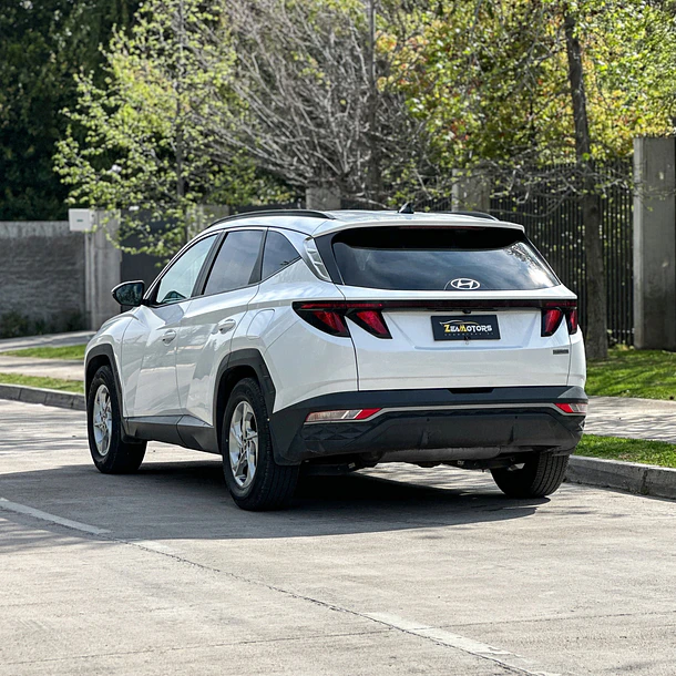 HYUNDAI TUCSON NX4 MPI 2.0 MT PLUS 2021 4