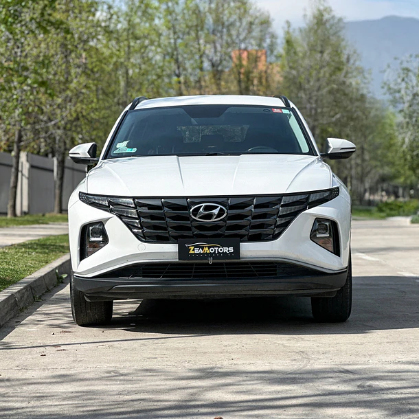HYUNDAI TUCSON NX4 MPI 2.0 MT PLUS 2021 3