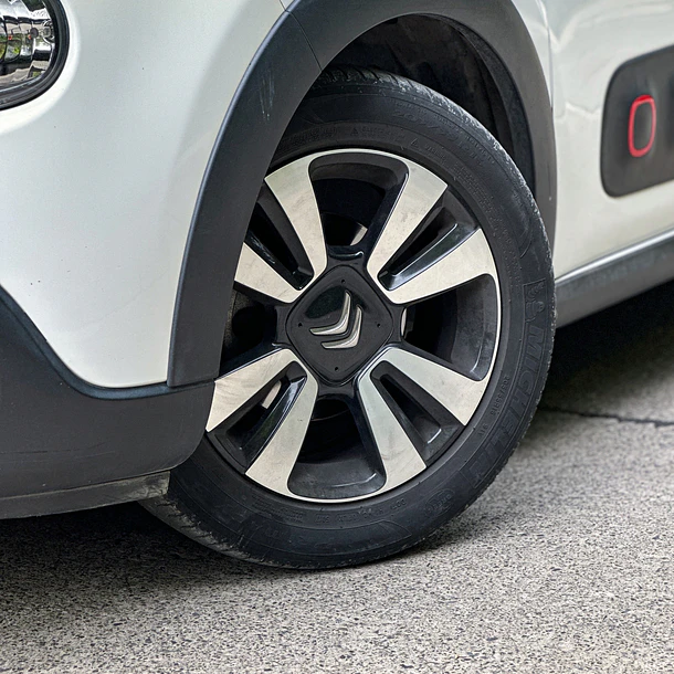 CITROEN C3 PURETECH 1.2 HB 2019 6
