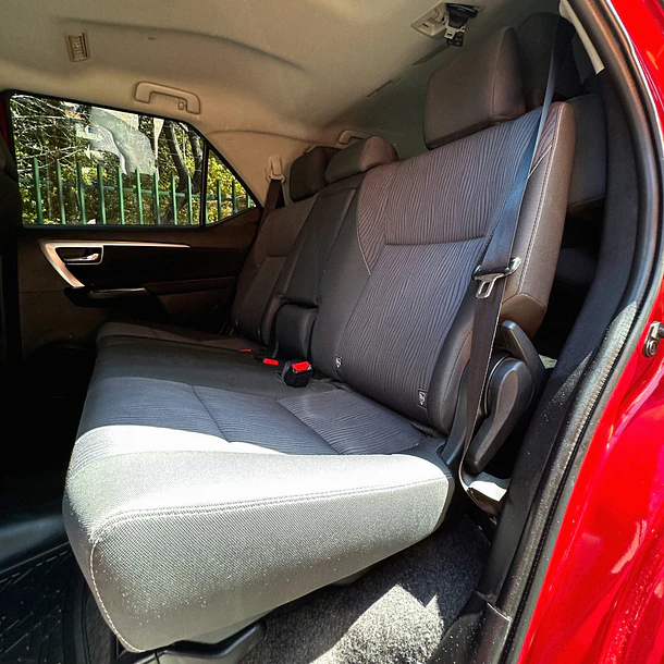 TOYOTA FORTUNER 2.8 SR5 TDI DIESEL 4X4 MT 5P 2023 15