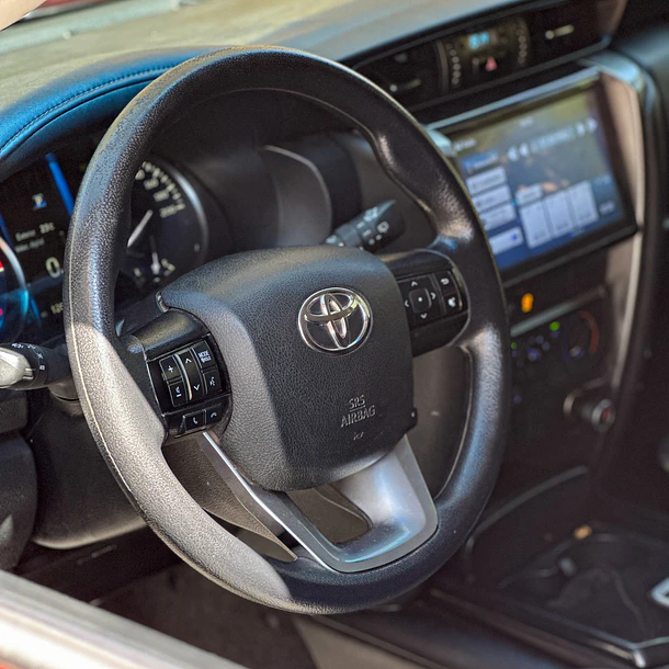 TOYOTA FORTUNER 2.8 SR5 TDI DIESEL 4X4 MT 5P 2023 7
