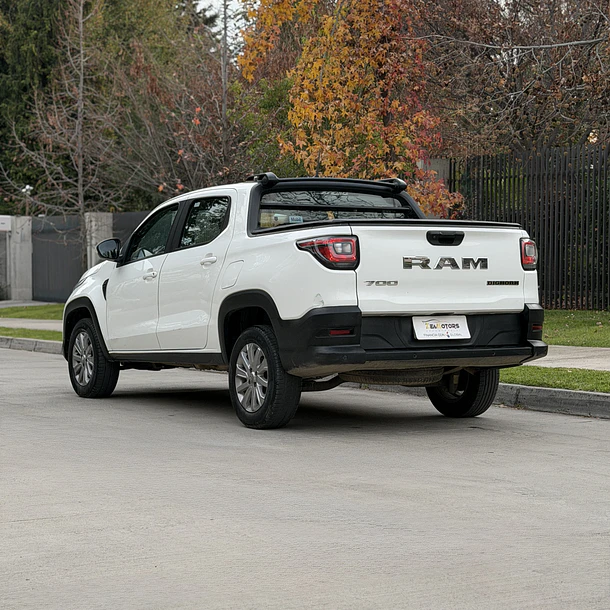 Ram 700 1.4 Big Horn DC 2024 4