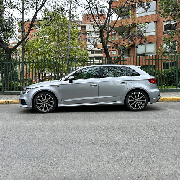 AUDI A3 SPORTBACK 1.4 AUT 2018 14