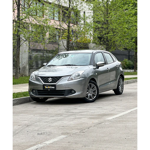 Suzuki 5 — foto 5 de 9