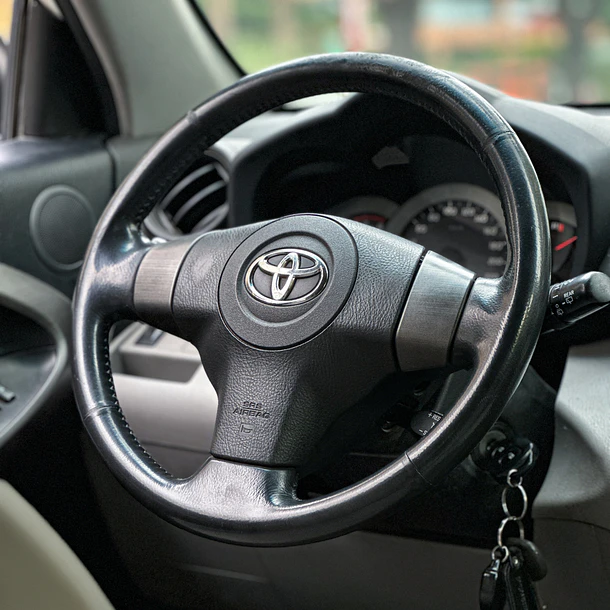 TOYOTA RAV4 2.4 AUT 2012 12
