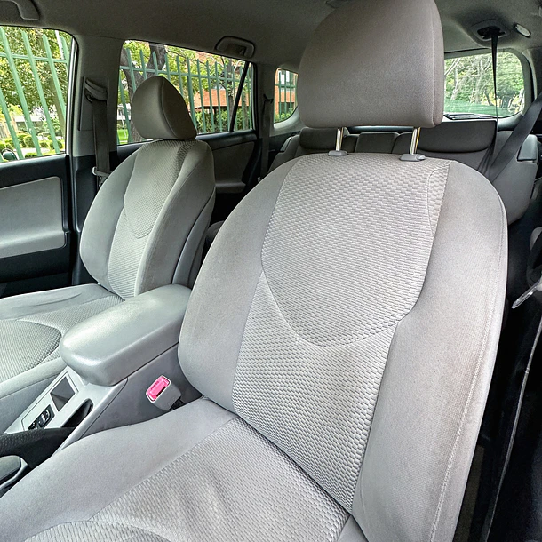 TOYOTA RAV4 2.4 AUT 2012 13
