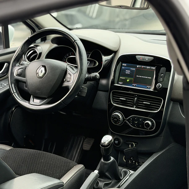 RENAULT CLIO DYNAMIQUE 0.9 TCE 2017 9