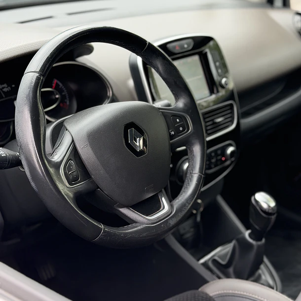 RENAULT CLIO DYNAMIQUE 0.9 TCE 2017 12