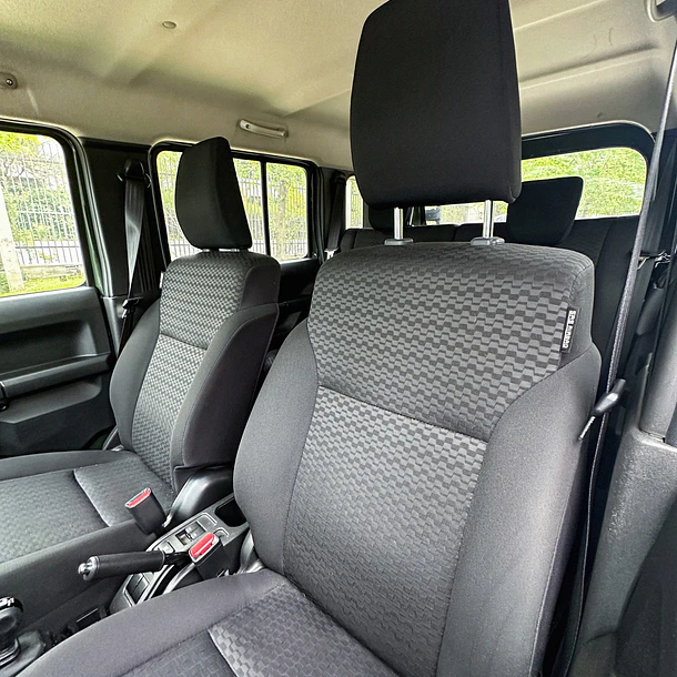 SUZUKI JIMNY GLX 4X4 1.5 2025 15