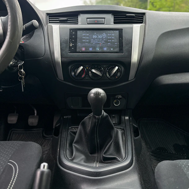NISSAN NP300 2.3 DCAB 4X2 2021 8