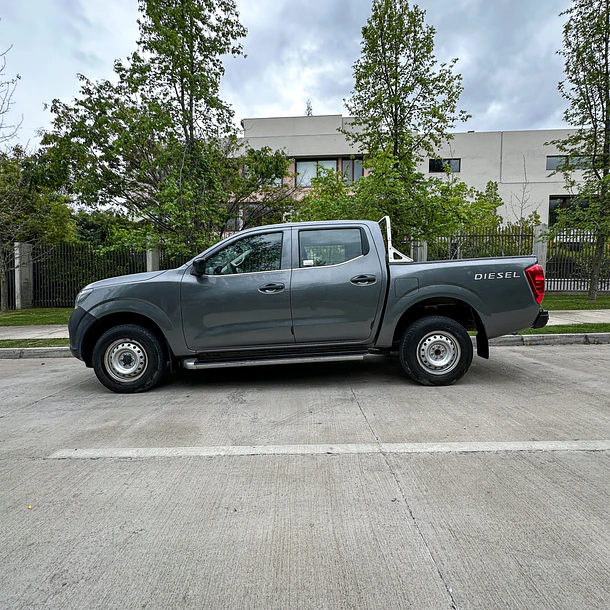 NISSAN NP300 2.3 DCAB 4X2 2021 2