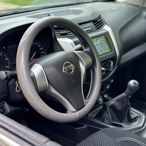 NISSAN NP300 2.3 DCAB 4X2 2021 7