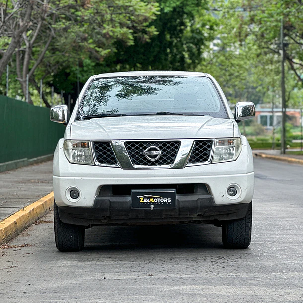 NISSAN NAVARA DCAB LUX LE  4X4  2.5 AUT 2015 3