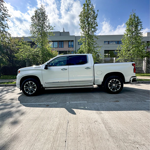 CHEVROLET SILVERADO 4X4 3.0L AUT HIGH COUNTRY 2023 2
