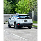 Peugeot 2008 1.5 Active BlueHdi 100 Diesel 4x2 MT 5P 2022 4