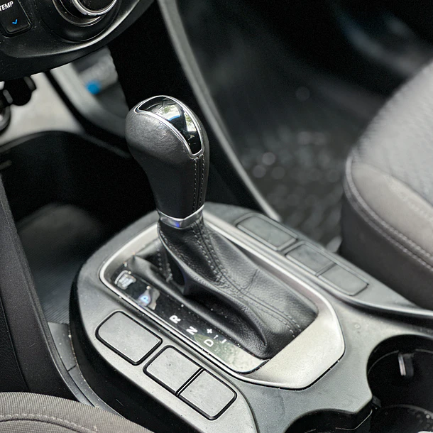 Hyundai Santa Fe — foto 11 de 33