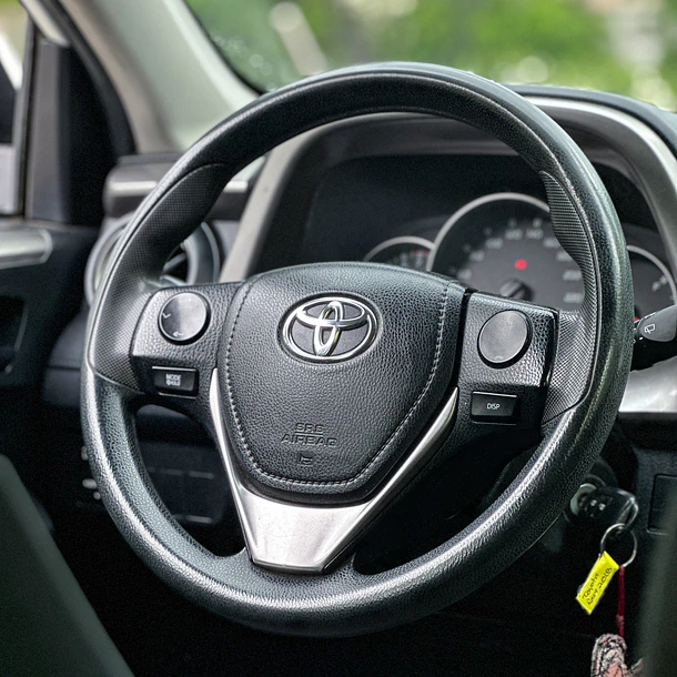 TOYOTA RAV4 2.0 SUPER LUJO 4X2 AT 5P 2018 12