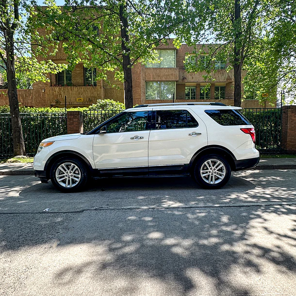 FORD EXPLORER 3.5 XLT 4X2 AT 5P 2014 2