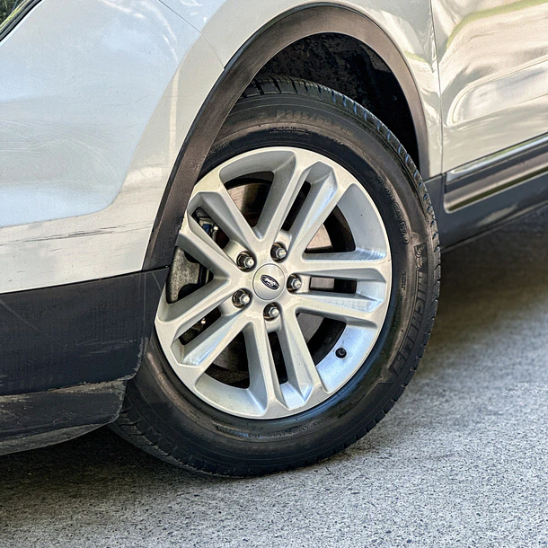 FORD EXPLORER 3.5 XLT 4X2 AT 5P 2014 6