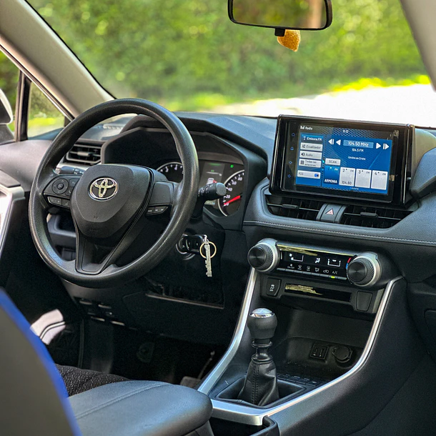 TOYOTA RAV4 LE 4X2 2.0 2023 10