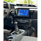 TOYOTA HILUX SR 2.4 DCAB 4X2 MT 2023 12