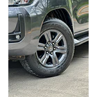 TOYOTA HILUX SR 2.4 DCAB 4X2 MT 2023 6
