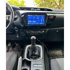 TOYOTA HILUX SR 2.4 DCAB 4X2 MT 2023 9