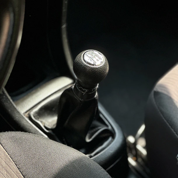 SUZUKI SWIFT GL 1.2 2016 10