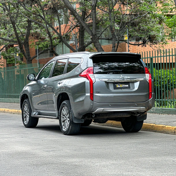 MITSUBISHI MONTERO SPORT 3.0 2019 4