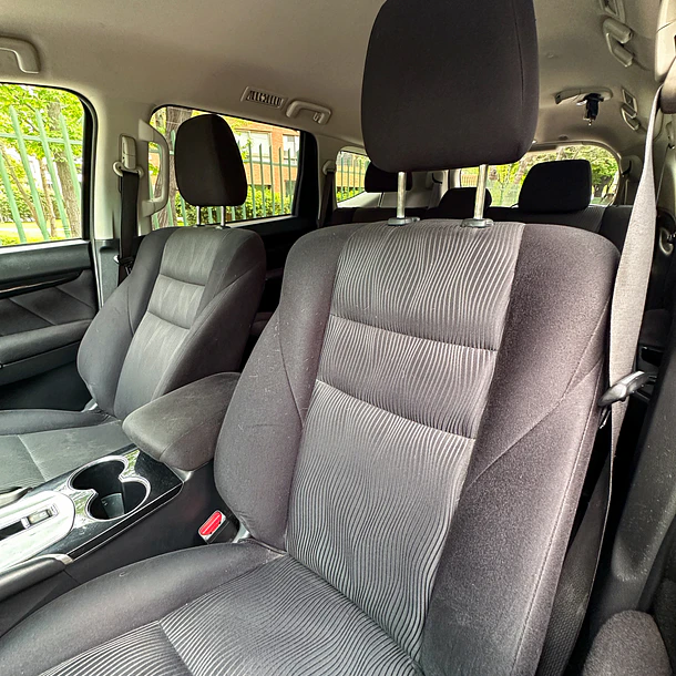 MITSUBISHI MONTERO SPORT 3.0 2019 13