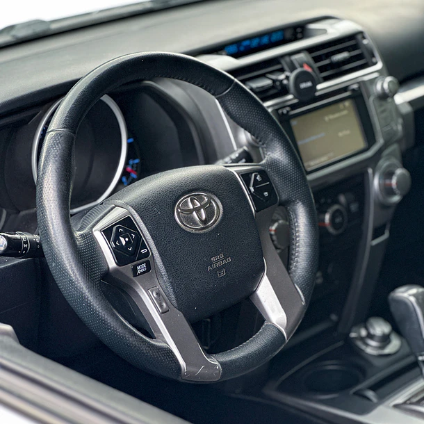 TOYOTA 4RUNNER SR5 4X4 4.0 V6 2020 6