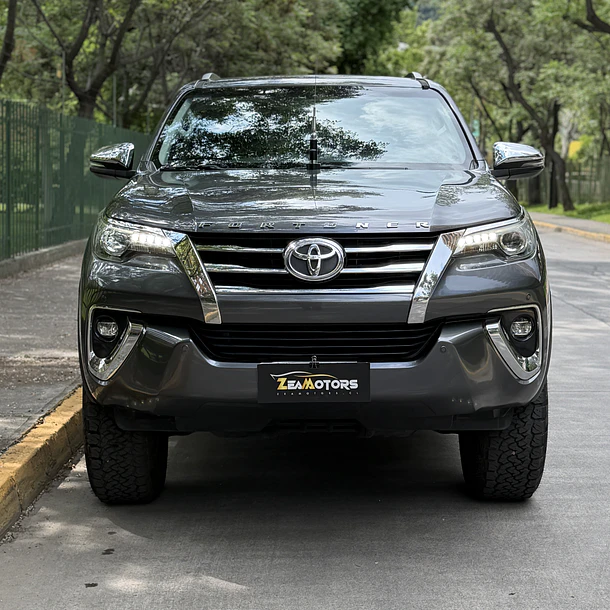TOYOTA FORTUNER 2.7 SR5 4x2 AUT 2018 2