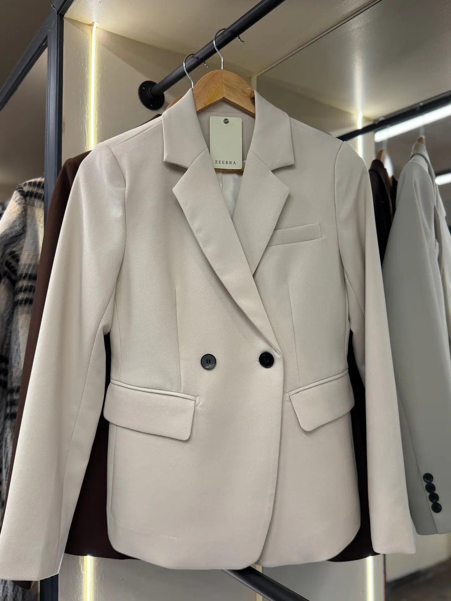 Blazer Virginia 4