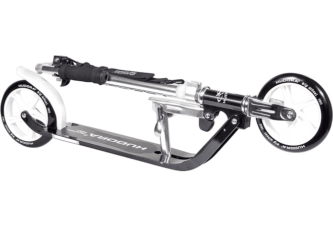 IMP0031- Scooter em preto/branco, 180 mm 