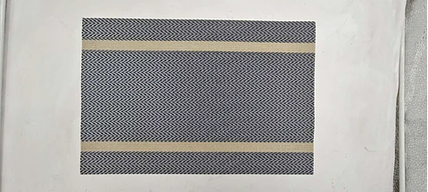 Individual de mesa cuadrado tejido en pvc linea dorada 30cmx45cm (x12)