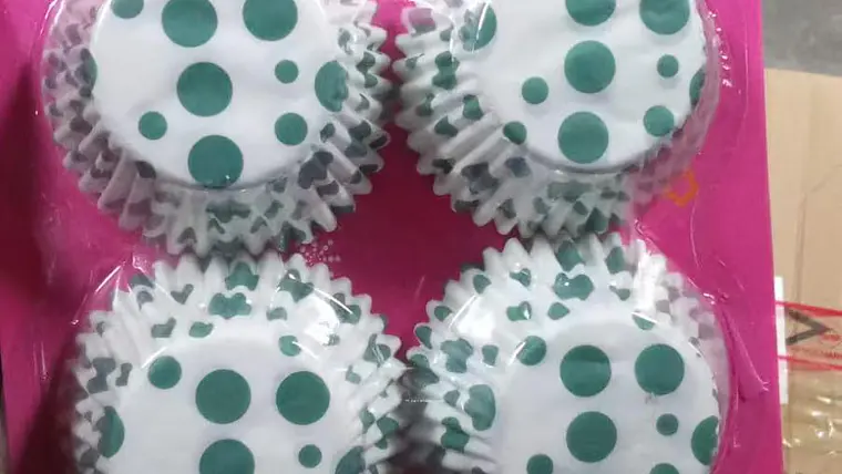 Cápsulas de papel para cupcakes con estampado de puntos (x12) 1