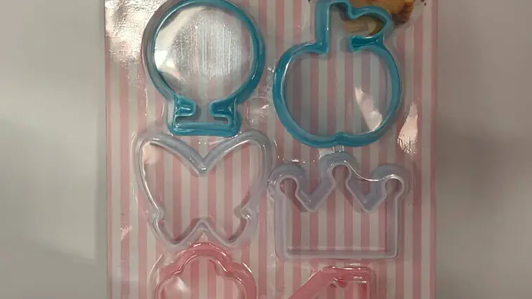 Juego de cortadores de galletas con figuras variadas (x20) 1