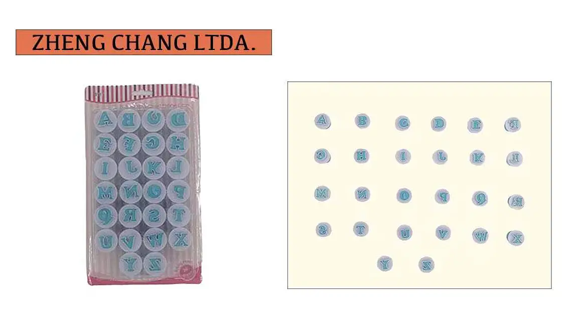 Juego de moldes de letras para chocolate y repostería (x6) 1