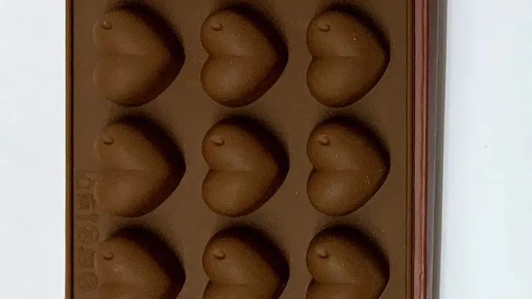 Molde para chocolates con forma de corazón (x12) 1
