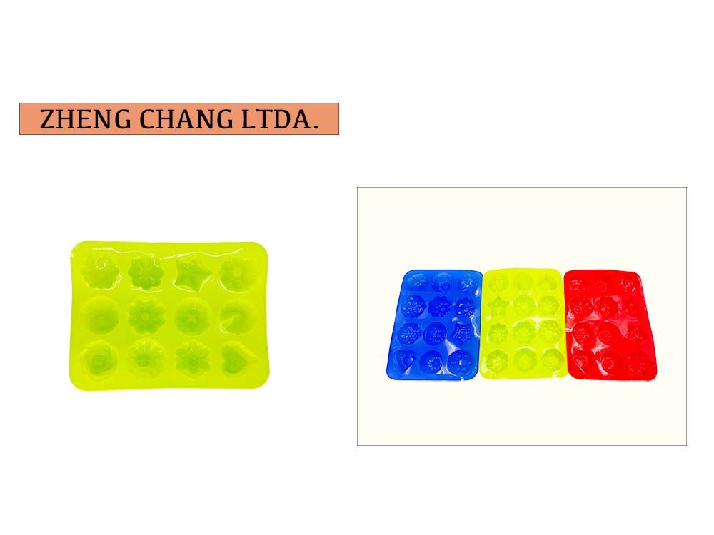 Molde de silicona con 12 figuras variadas (x12)