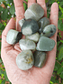 Jade- 1 Unidad de 2 x 2,5 cm