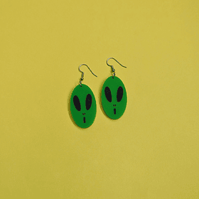 Aros Aliens Momo | Dandadan