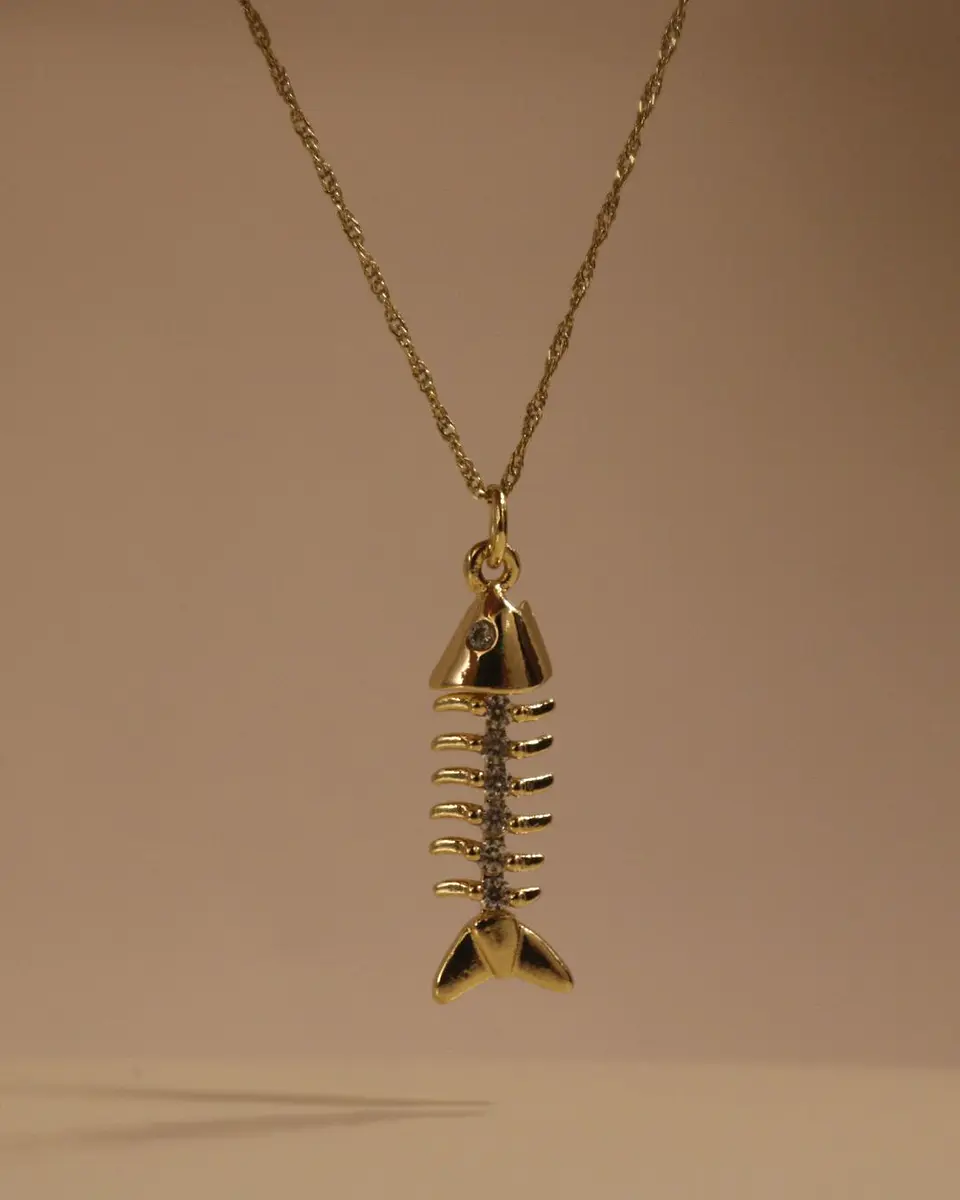 Neris Necklace 1