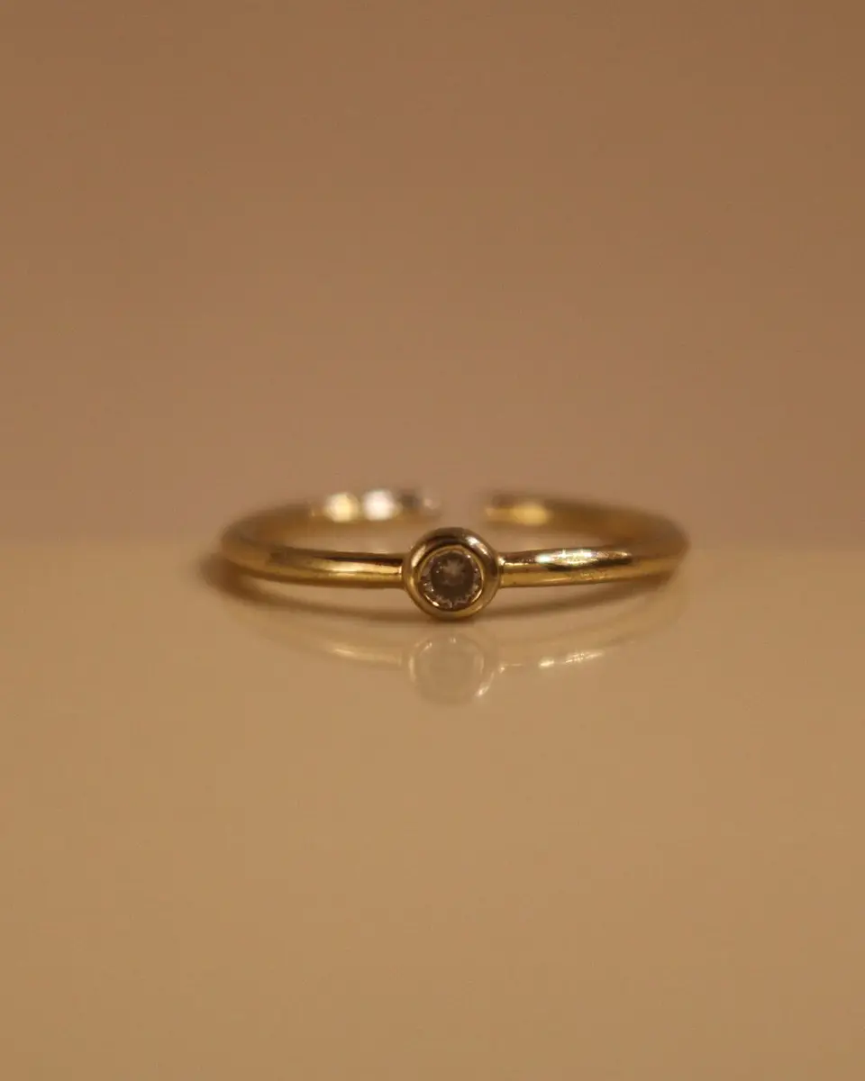 Claire Ring 1
