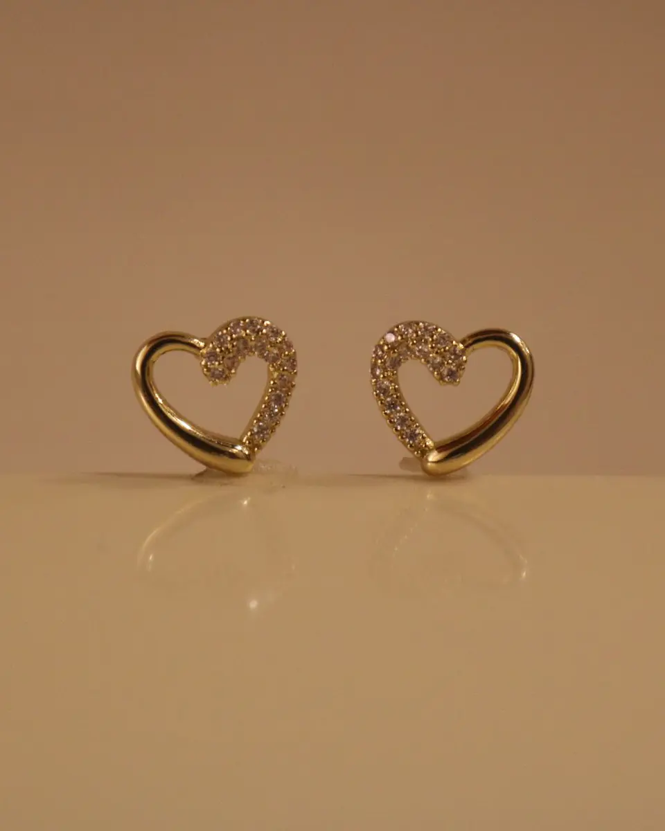 Amore Earring 1
