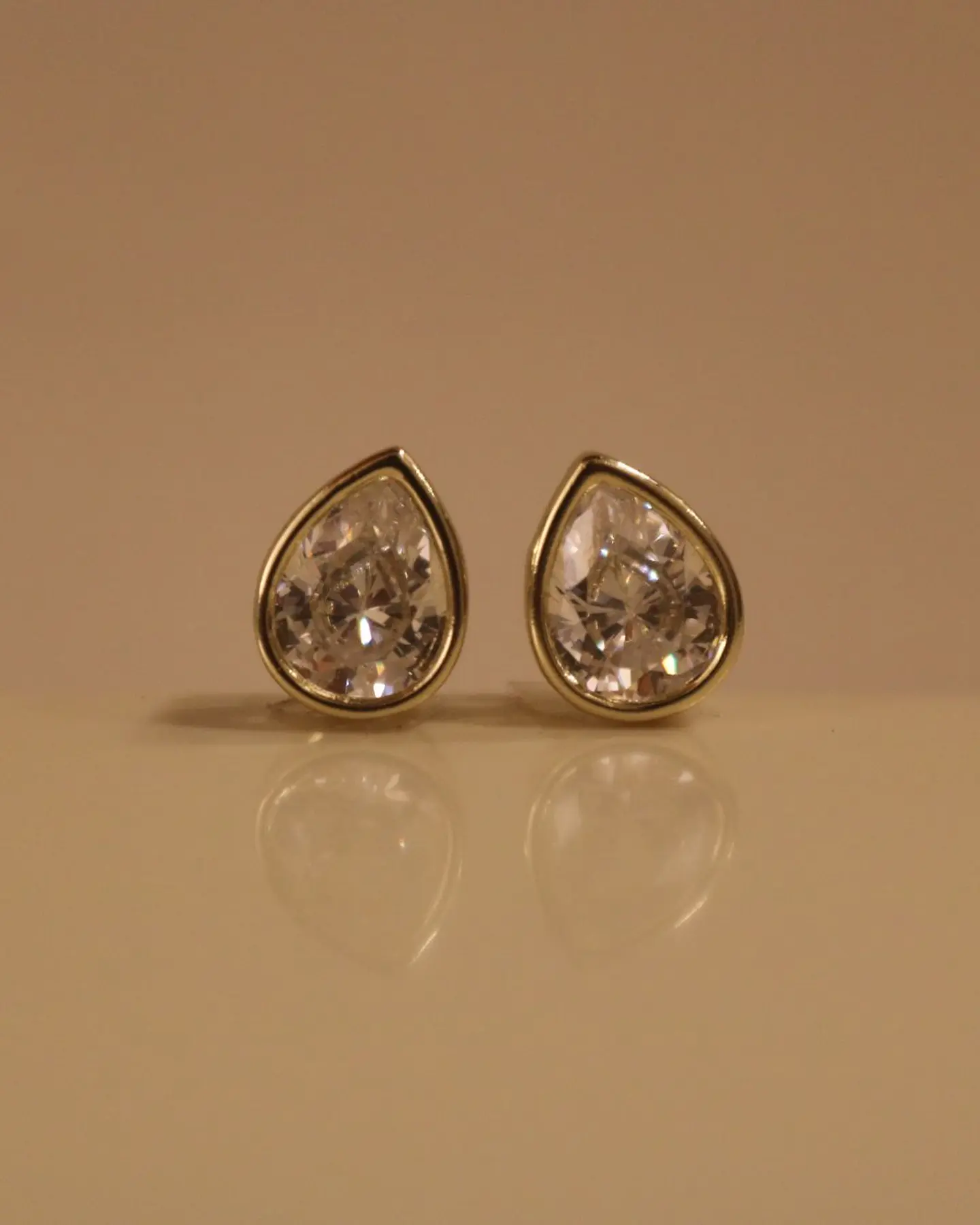 Pear Drop Earring 1