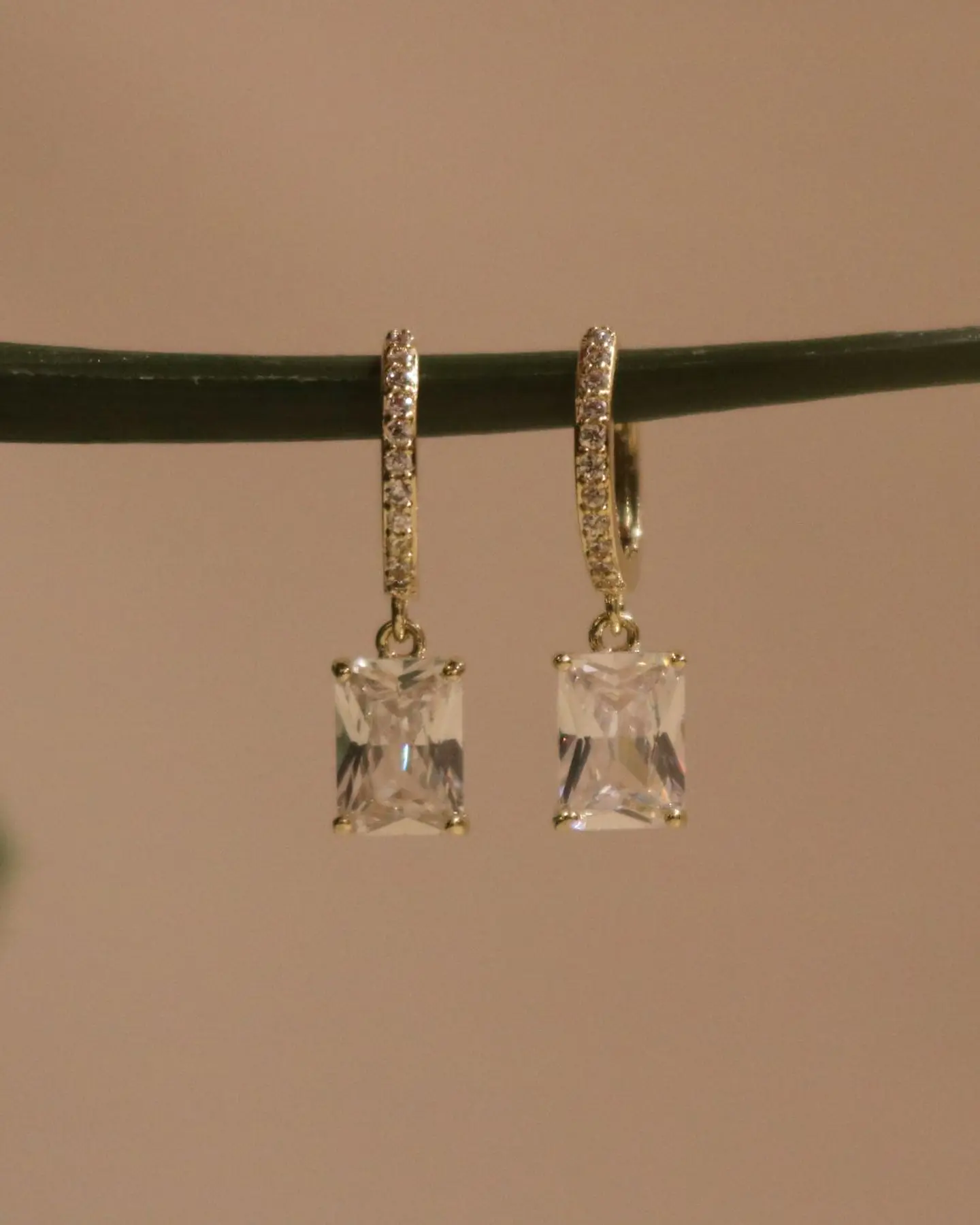 Elia Earring 1